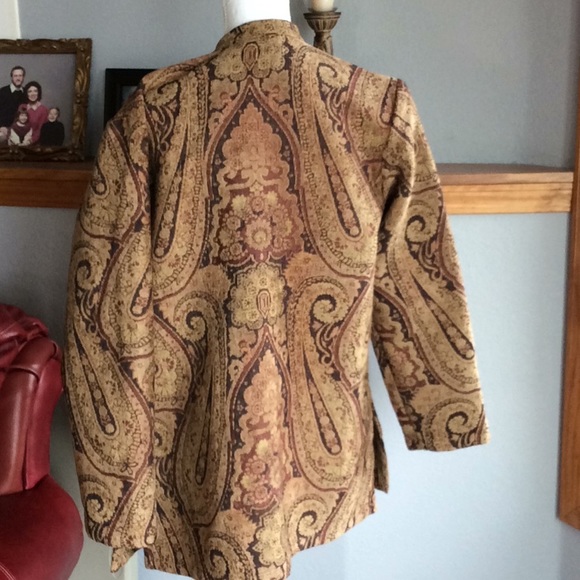 Jacket - Picture 3 of 4